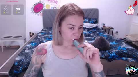Snapshot of anna_ana chatting on June 21, 5:04 pm Anadirectgirl online show from June 21, 5:04 pm