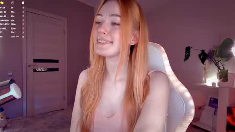 Snapshot of anna_bronson chatting on December 2, 12:54 pm Anna online show from December 2, 12:54 pm