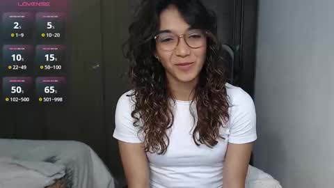 Anna online show from October 31, 3:35 pm