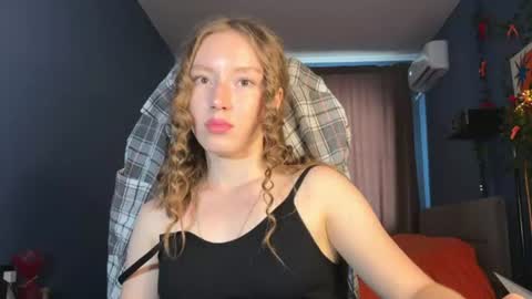 Snapshot of anna_kare chatting on June 14, 1:46 pm Anna online show from June 14, 1:46 pm