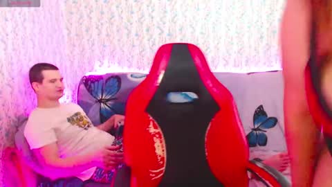 AnnaJake online show from December 12, 5:20 am