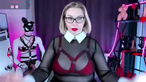 Snapshot of anna_maxwell chatting on February 3, 2:53 am Anna online show from February 3, 2:53 am