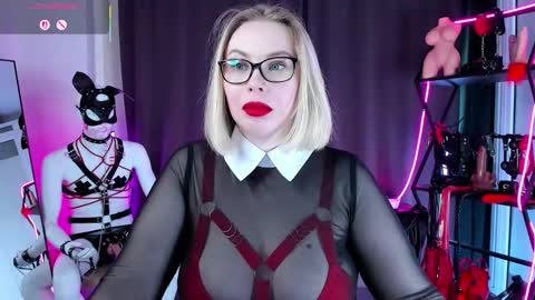 Snapshot of anna_maxwell chatting on February 3, 6:40 am Anna online show from February 3, 6:40 am