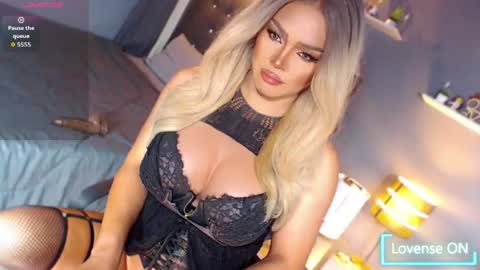 Miss Anna online show from April 22, 10:11 pm