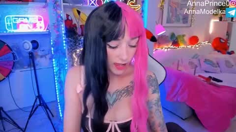 Anna online show from February 7, 4:06 am