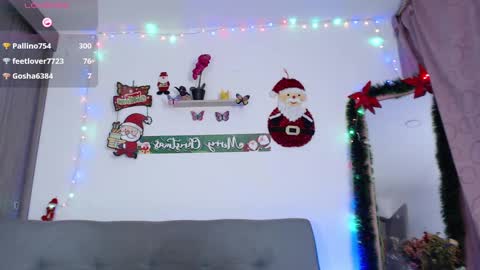 Snapshot of anna_ross_ chatting on December 23, 11:17 pm Anna independent model online show from December 23, 11:17 pm