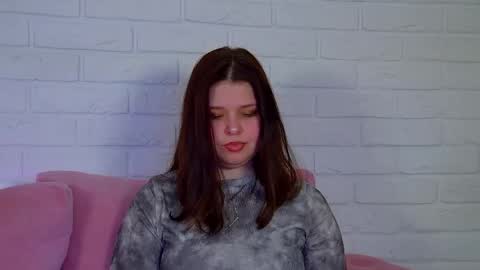 AnnaBanksy online show from April 30, 4:30 am