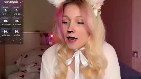 Annabel online show from October 31, 4:08 pm