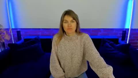 Annabel online show from October 17, 4:37 am