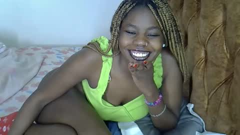 Snapshot of annabellapretty chatting on November 24, 2:06 pm annabellapretty online show from November 24, 2:06 pm