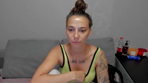 annabishop online show from November 21, 12:21 am