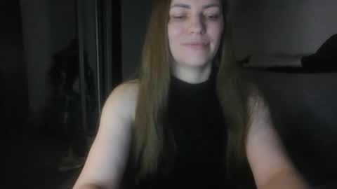 annadiamond1 online show from April 1, 12:11 am