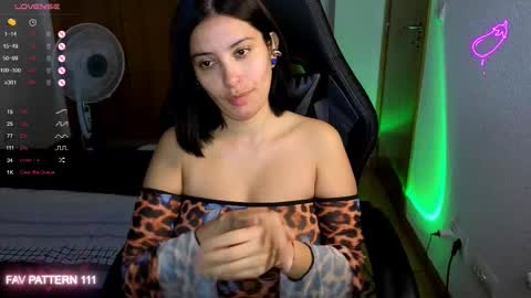 Snapshot of annadolll chatting on November 21, 9:24 pm OF twitter annadangerx pornhub online show from November 21, 9:24 pm