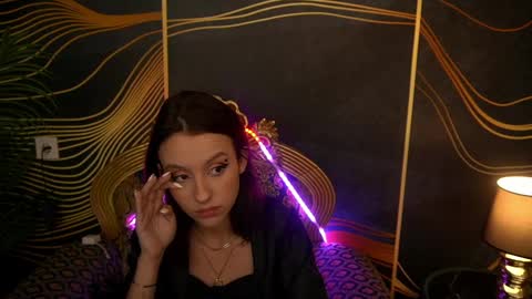 Snapshot of annaelys chatting on March 9, 5:00 am Anna online show from March 9, 5:00 am