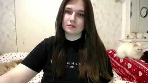 Snapshot of annagoldy3 chatting on April 18, 1:48 pm Anna online show from April 18, 1:48 pm