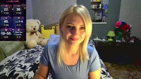 Anna online show from June 21, 1:24 pm