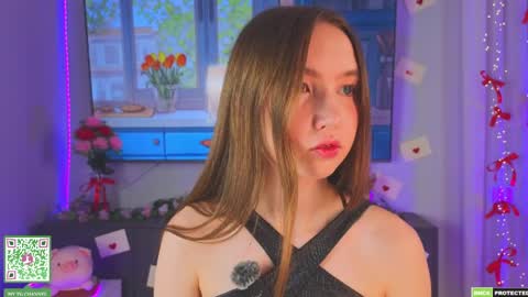 Holly Molly Im Polly online show from April 1, 8:28 pm