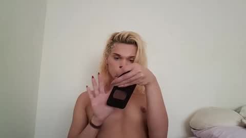 AnnaMarrie online show from October 30, 8:09 pm