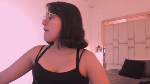 Annara Lein online show from December 3, 1:02 am