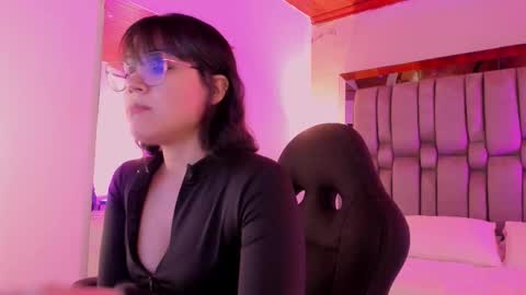 Annara Lein online show from December 4, 1:04 am