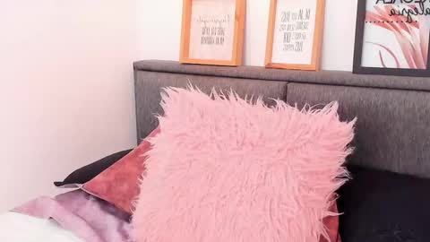 Snapshot of annarosse3 chatting on January 31, 7:11 pm Anna Rosse online show from January 31, 7:11 pm