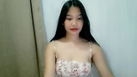 Riane online show from September 23, 3:59 pm