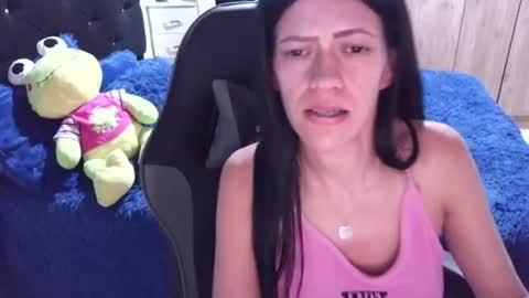 Snapshot of annastasia_rousse chatting on August 6, 4:58 am Anastasiia online show from August 6, 4:58 am