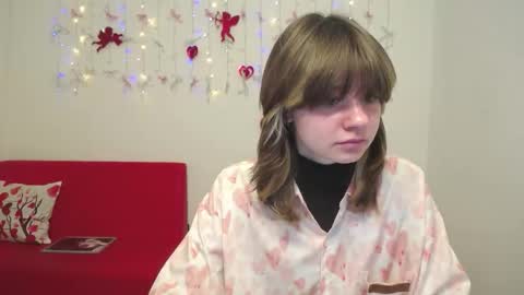 Snapshot of annawestt chatting on February 15, 5:59 am Anna online show from February 15, 5:59 am