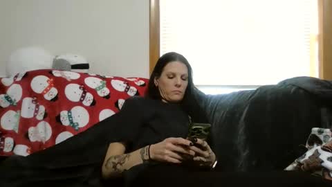 anne online show from December 2, 4:02 pm