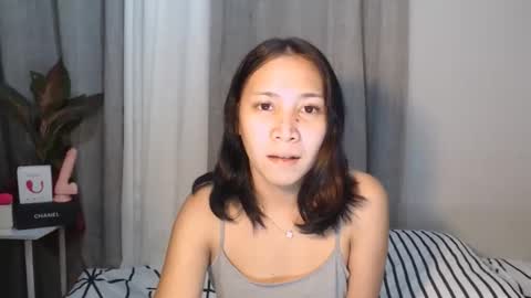 anne_chanelx online show from March 2, 6:15 pm