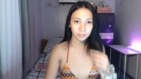 Snapshot of anne_chanelx chatting on May 11, 3:51 pm anne_chanelx online show from May 11, 3:51 pm