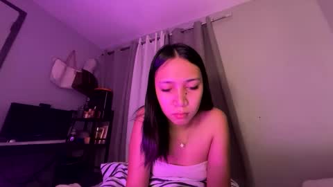 Snapshot of anne_chanelx chatting on May 26, 7:10 pm anne_chanelx online show from May 26, 7:10 pm