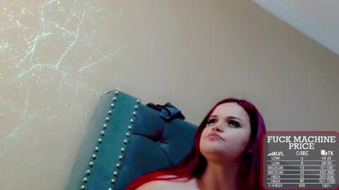 Snapshot of anne_julienne chatting on November 22, 1:59 am online show from November 22, 1:59 am