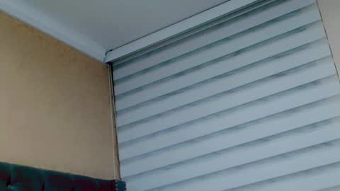       online show from February 6, 1:32 am