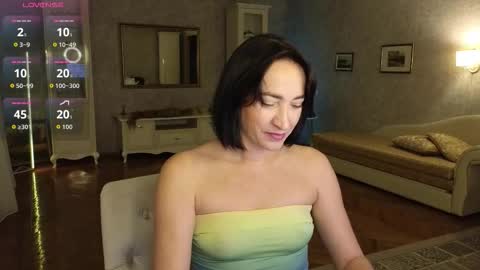 Snapshot of anne_karma chatting on November 13, 7:57 pm anne_karma online show from November 13, 7:57 pm