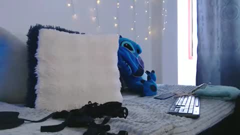 Anne  online show from April 21, 4:12 pm