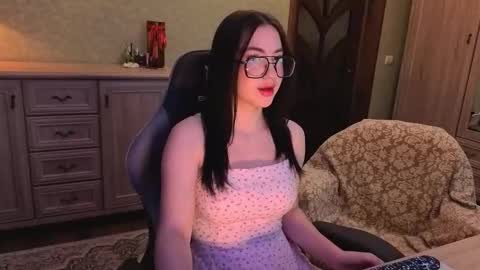 anneaverry online show from February 14, 9:50 am