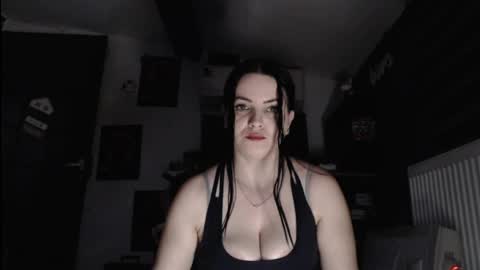 annebellee69 online show from April 4, 7:22 pm