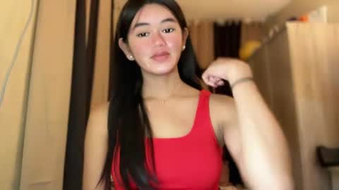 Snapshot of annedee_ chatting on December 17, 8:32 pm Kim online show from December 17, 8:32 pm