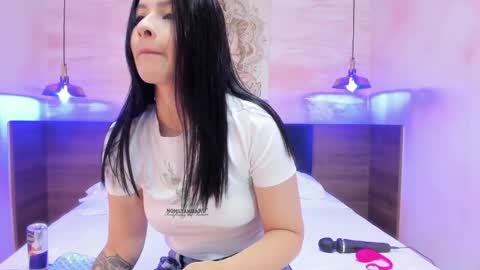 Anne online show from January 11, 3:00 am