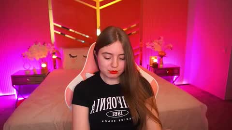 Snapshot of anneeexx chatting on December 15, 3:27 pm anneeexx online show from December 15, 3:27 pm