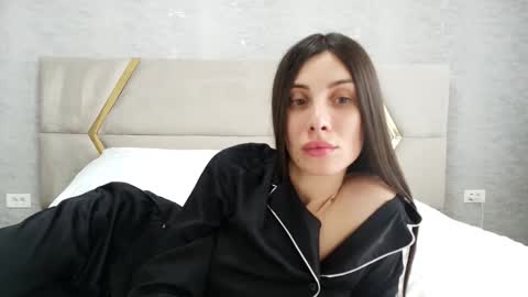 AnneHotxxx online show from May 13, 8:34 am