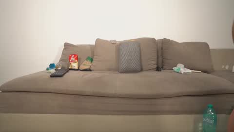 Annemanifique  Anne   Lara Kelly  online show from February 9, 11:14 am