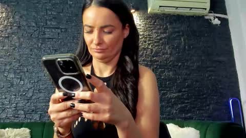 annesins online show from October 10, 5:56 pm