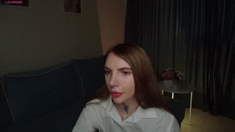 Snapshot of annetenet chatting on December 23, 9:18 am Annet online show from December 23, 9:18 am