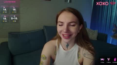 Snapshot of annetenet chatting on February 26, 8:24 am Annet online show from February 26, 8:24 am