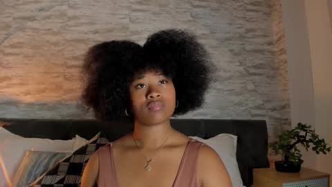 Anneth online show from December 4, 7:44 pm