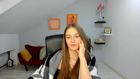 Snapshot of annewilsonn chatting on January 16, 3:38 pm annewilsonn online show from January 16, 3:38 pm