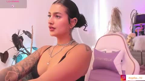 Snapshot of anngel_1 chatting on June 25, 4:00 pm Angel online show from June 25, 4:00 pm