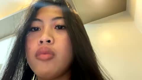 annhottiespicy online show from October 12, 5:39 am